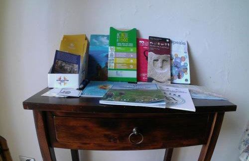 La Spezia Marola Un Borgo Sul Mare - Foto 19