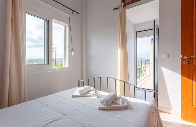 Villa Giannis Large Private Pool Walk to Beach A C Wifi Car Not Required Eco-friendly - 2088 - Foto 25