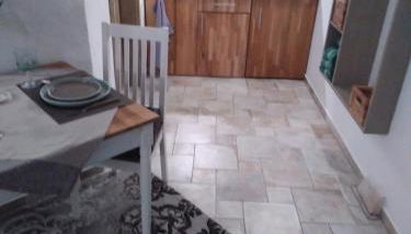 Monteur-Ferienwohnung OT Naundorf - Foto 3, stove, minibar