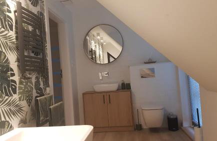 Lake HouseLubniewice domek całoroczny z jacuzzi blisko jeziora - Foto 40