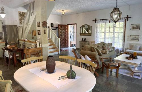 Casa Calma Country Villa Escape with Private Pool - Photo 7