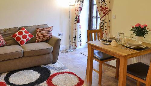 The Stable - Photo 2