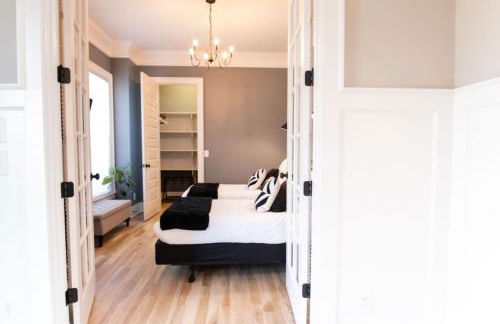 Minutes to Downtown Huge Outdoor Deck HOT TUB - Foto 48