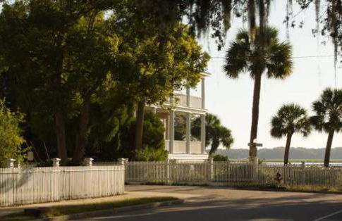 Stylish Downtown Cottage - Prime Historic Location - Foto 37