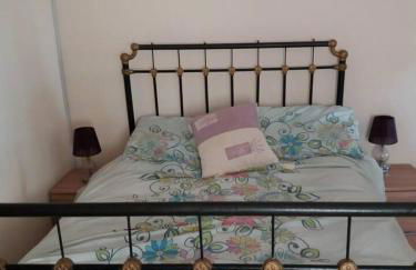 2-Bed Apartment - Sleeps 3 - Parking - near Albox - Foto 2