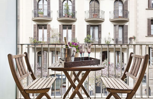 My Space Barcelona Executive Apartments Center - Photo 1