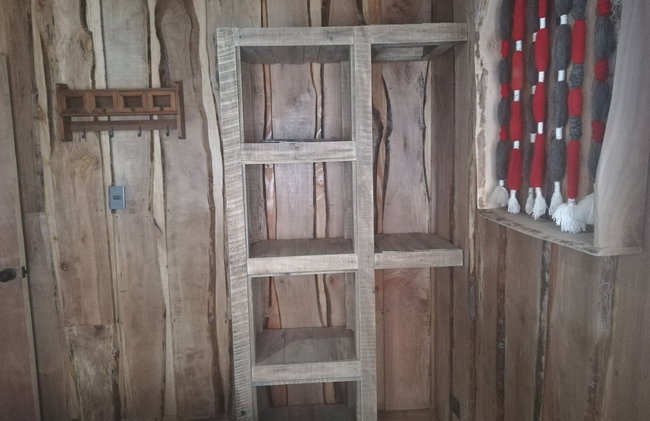 Wonderful Rustic Cabin 2, With Native Logs, on the Banks of the Trancura River - Foto 4