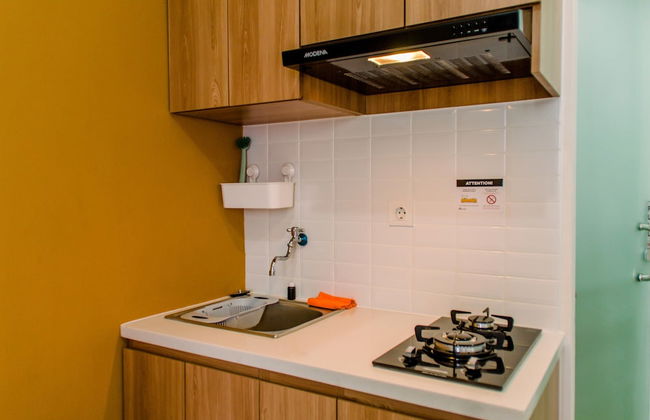 Warm And Cozy 2Br At Green Pramuka City Apartment - Foto 8