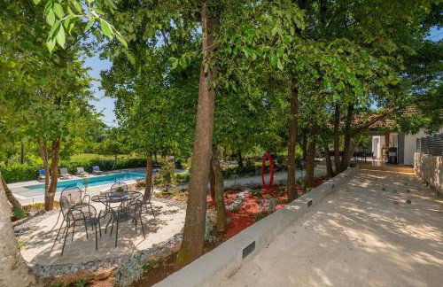 Villa Botanica - Lush Garden and Pool Oasis - Foto 14