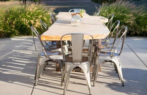 Mid Century Modern Family Home On 25 Acres! - Foto 4