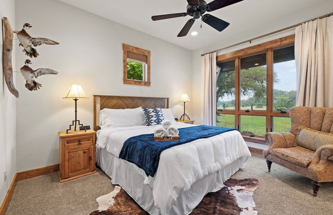 Private Ranch - Pool, Ping Pong, Yoga, Weddings, Games - Photo 12