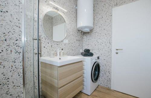 EVA's Apartment - Photo 35