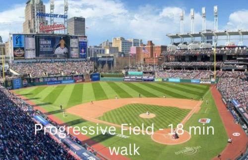 Downtown Cleveland: Steps To Sports & Events 2 Bedroom Condo by RedAwning - Foto 72