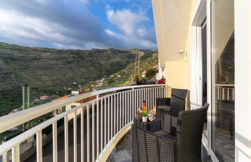 Vanda House com 2 Quartos Vista Mar e montanha no centro da Ilha - Foto 20