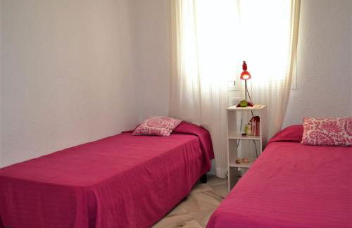 Apartamento vacacional en la hermosa Urbanización Los Enebros ERENE008 - Foto 27