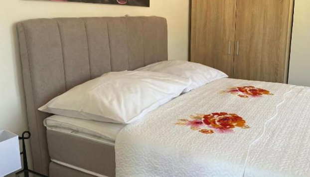 Relaxing Stay in Podstrana Apartments With Garden - Foto 4, Habitación