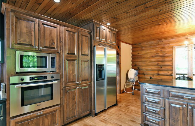 Lumberjack Lodge - Photo 17