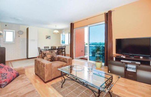 Two-Bedroom Apartment With Sea View In Split - Foto 3