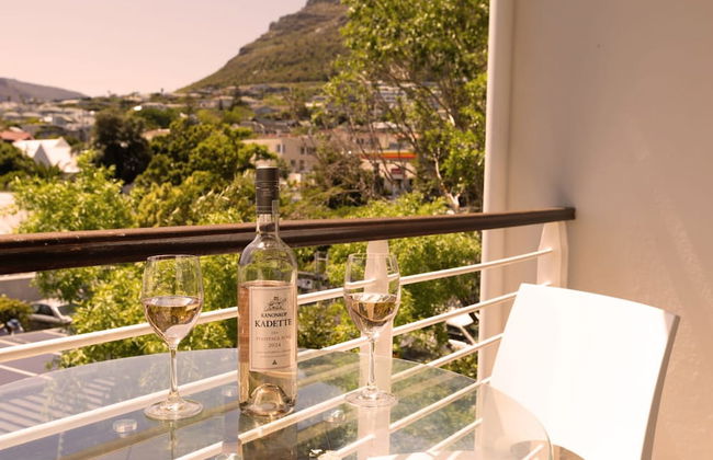 Duplex Apartment - Houtbay - Photo 25