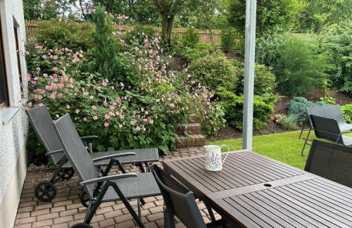 Ruhige Ferienwohnung mit Terrasse für 2 Personen - Foto 14