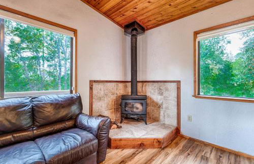 Petite Chalet with deck near Loch Lomond! - Foto 4