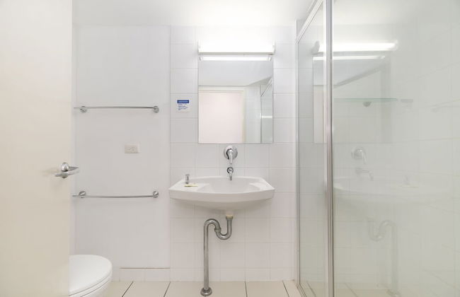 The Astor Apartments - Photo 43