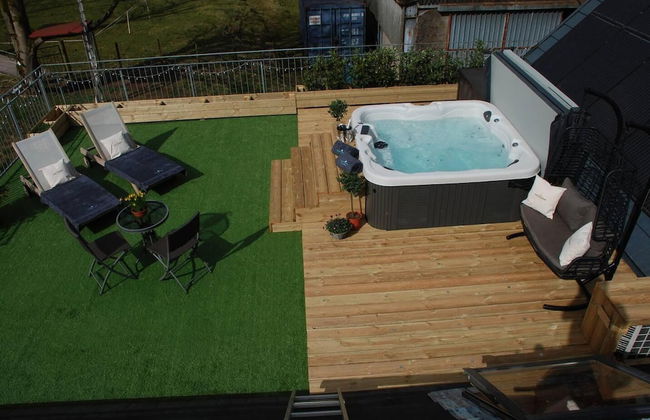 Stunning Luxury Duplex With Hot Tub and Aircon - Foto 1