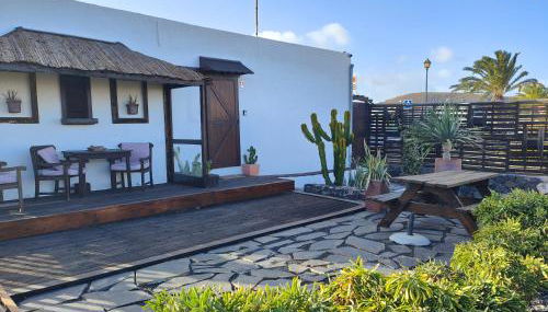 Las Casitas Masdache - Foto 3, Garden, sunbed, Garden view, furniture, towels, trouser press, toaster, locker