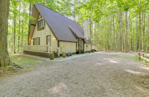 Lake Access Cabin with Deck, Fire Pit and Grill! - Foto 25