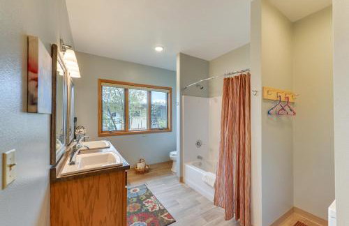 Spacious Home 10 Minutes to Ten Sleep Canyon! - Foto 14