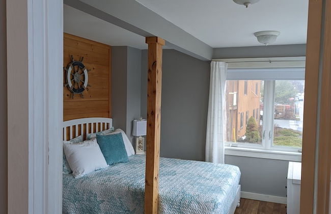 Bar Harbor Main Street Apartments - Photo 3