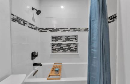 Lake, Pool, HotTub, Game Room, 8 Beds, Sleeps 17 - Foto 43