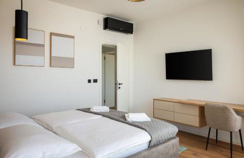 Villa Levita with Pool - Photo 50