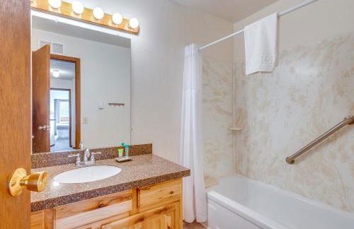 Heated Pool Access at Winter Park Base Camp! - Foto 14