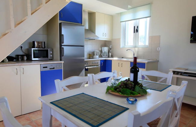 Nafsika Beach House Large Private Pool Walk to Beach Sea Views A C Wifi Car Not Required - 1880 - Foto 11