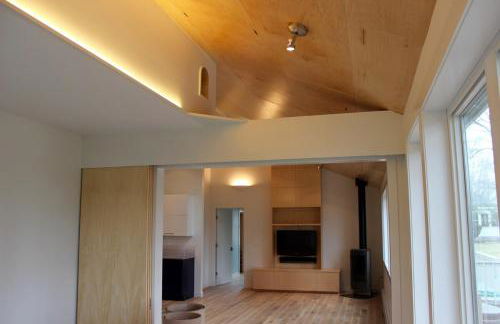 Modern Cottage with Peeks of Ocean Views - Foto 27