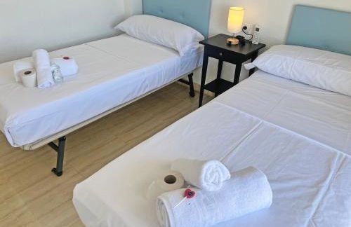 Playa y montaña 1ª linea Piscina Parking AC - Foto 33