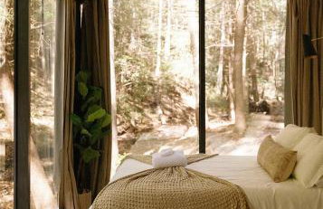 Modern Mirror Home w/ Hot-tub | “Glass House” #3 - Foto 10