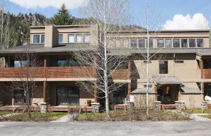 Meadowbrook Condos - Foto 27