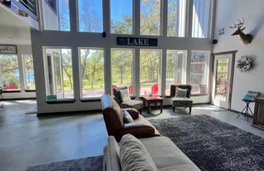 Lakefront-Private Dock-Lakeview-Sleeps 22 plus - Foto 35