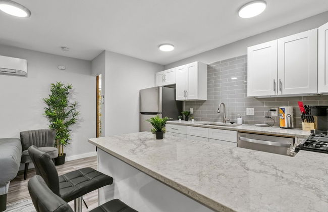 Stylish Studio Downtown Evonify - Foto 11