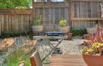 Serene Retreat with Hot Tub - Fire Pit - Deck - Foto 50