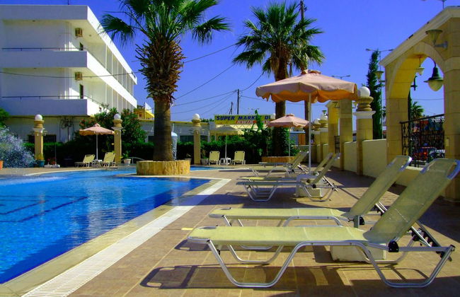Antonios Hotel - Photo 44
