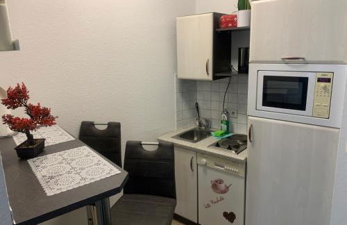 Best Preis City Apartment Stadtzentrum Wittenberge Modernes Ambiente max 2 Personen Einzelbetten voll ausgestattet mit Prime und WLAN - Foto 15