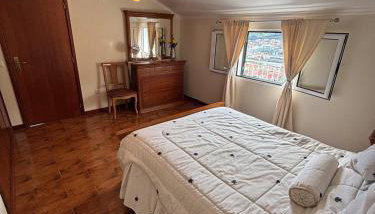 Sea & Mountain View Home in Machico - Foto 5, wardrobe