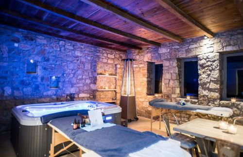 Amallini Suites Mykonos - Photo 36