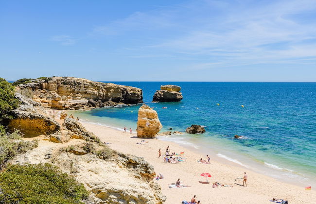 Poolside Apartment with 2 bedrooms, patio and BBQ - Foto 40