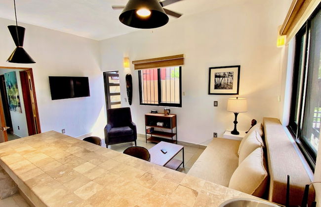 1 Bedroom Guest House - Walk to Everything - Roof Patio - Gym - Pickleball Court - Foto 35