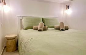 Proche St Tropez refait à neuf bord de plage et piscine - Foto 9