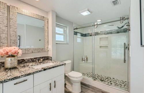 Gulfside Retreat Big Family Near Clearwater StPete - Foto 3